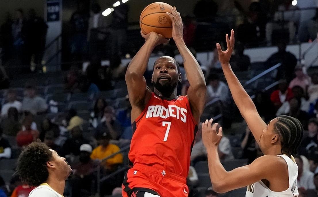 鹈鹕横扫雷霆,霍勒迪统治全场 鹈鹕横扫雷霆,霍勒迪统治全场