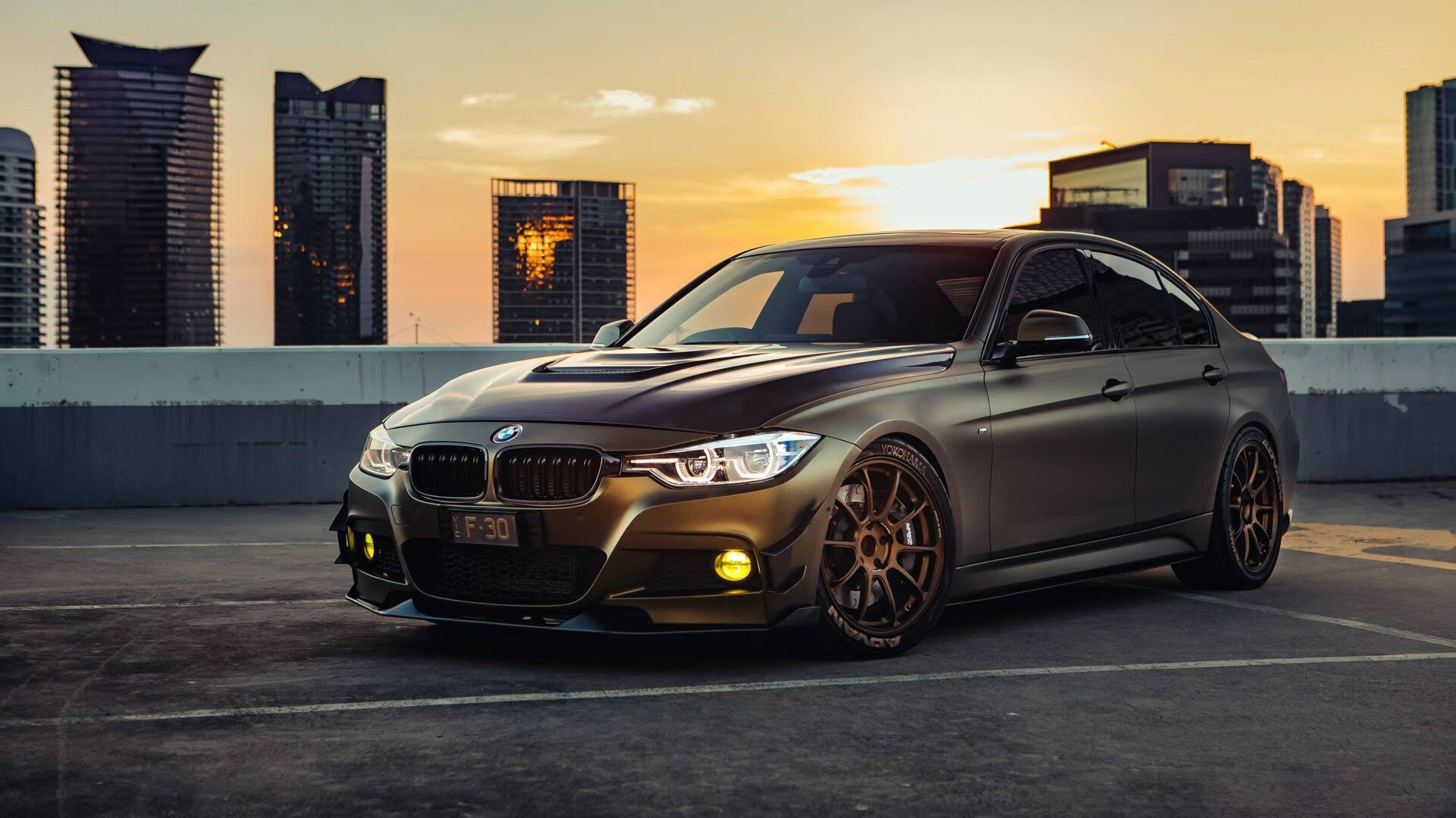 两场胜利,两种艺术,皇马团队交响乐与莱万的孤胆史诗