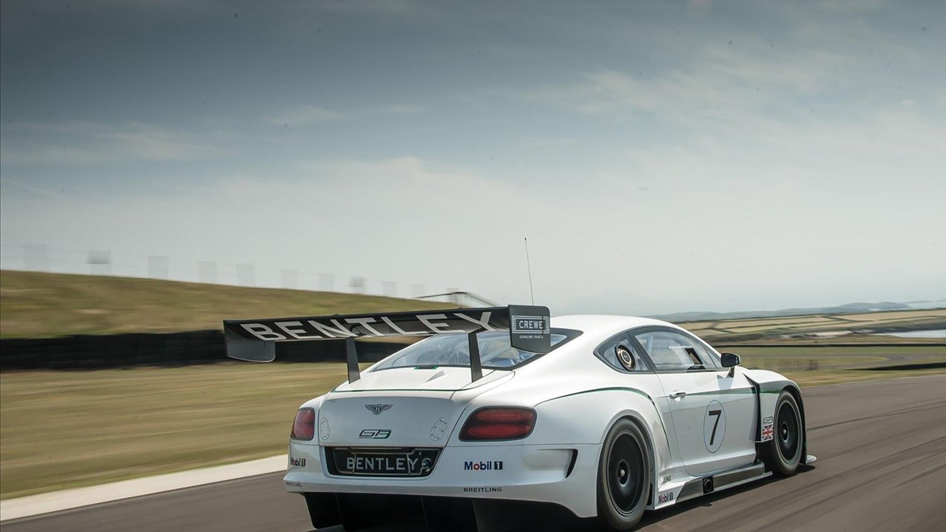 平凡之师击穿王朝壁垒，利拉德决胜时刻将凯尔特人钉上耻辱柱