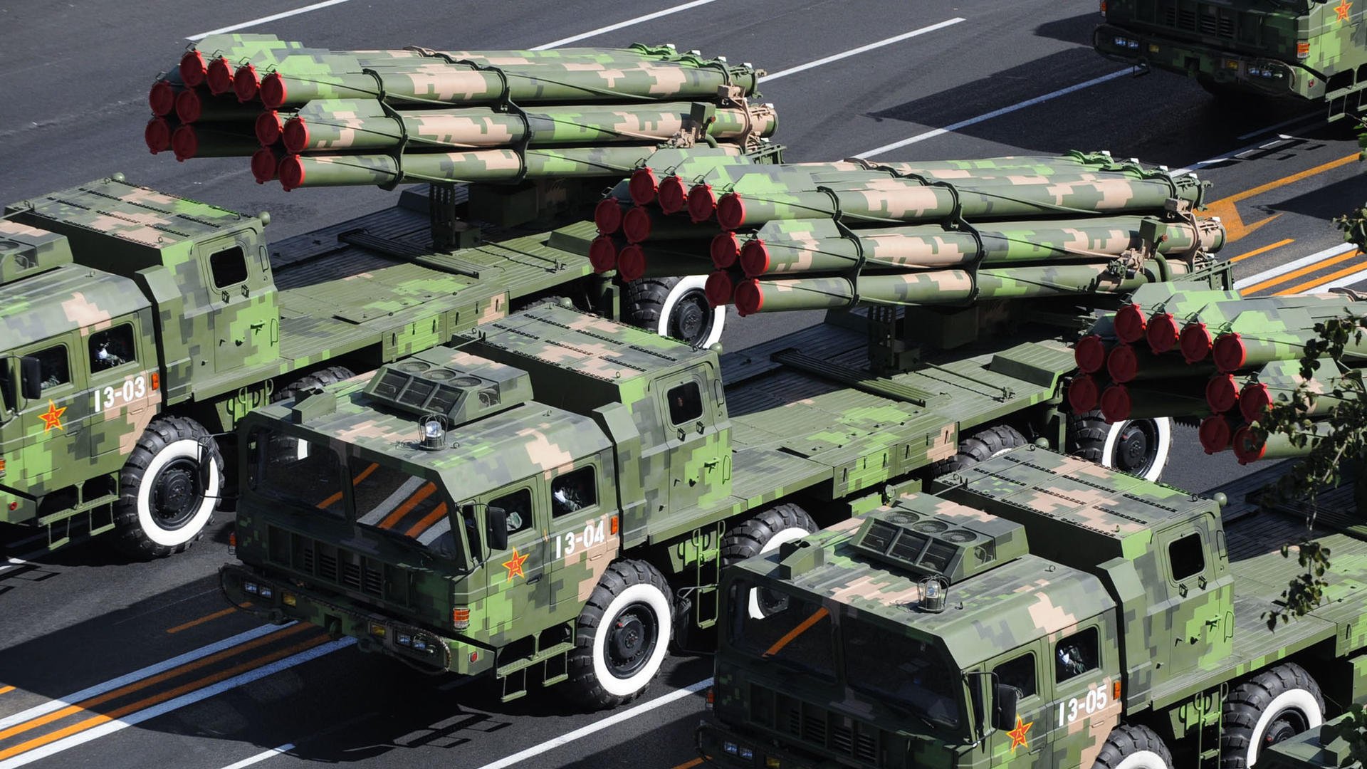 极速孤狼与团队风暴，当维斯塔潘锁定王座时，金州勇士正上演篮球交响曲