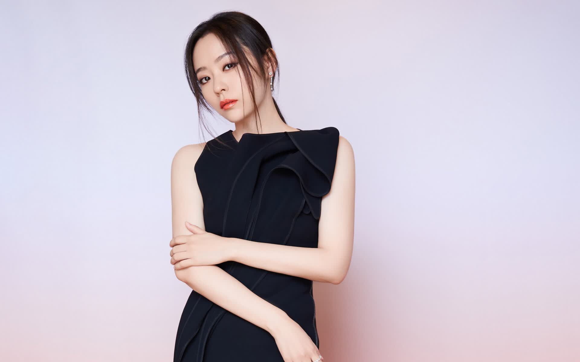 北欧风暴席卷南美劲旅，阿诺德导演头名之争，挪威剑指世界杯巅峰